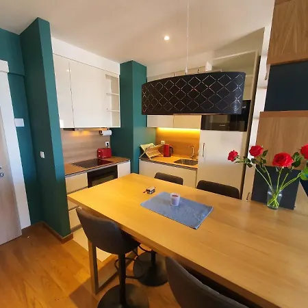 Apartwentyone - Your In *