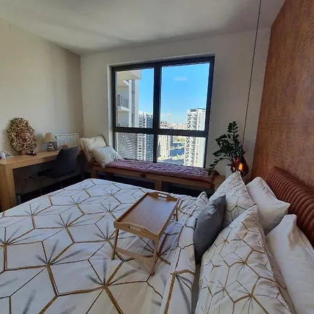 Apartment Apartwentyone - Your In