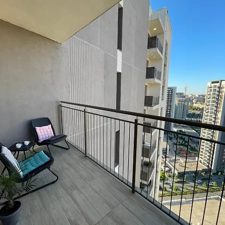 Apartwentyone - Your In Apartman